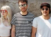 Lirik Lagu Ignorance – Paramore