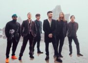 Lirik Lagu Goodnight Goodnight – Maroon 5