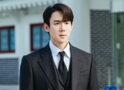 Profil Yoo Yeon Seok Bintang ‘When The Phone Rings’ yang Aktingnya Curi Perhatian